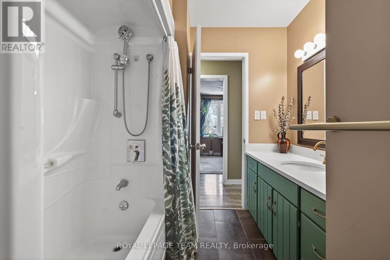 29630491/105-fortune-street/richmond/ottawa/ontario/K0A2Z0_25