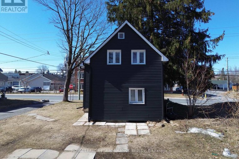 28339232/621-edwards-street/town-of-rockland/clarence-rockland/ontario/K4K1K2_19