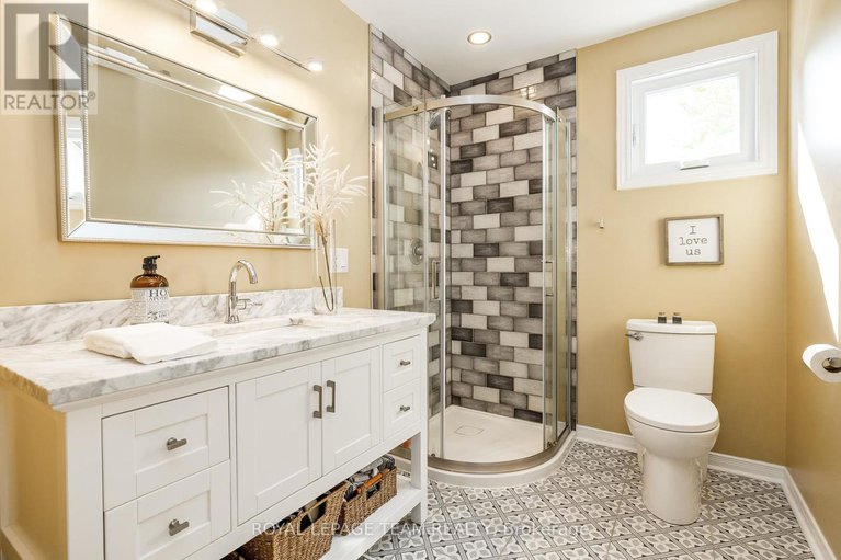 28910635/5239-mclean-crescent/manotick-long-island-nicholls-island/ottawa/ontario/K4M1G1_30
