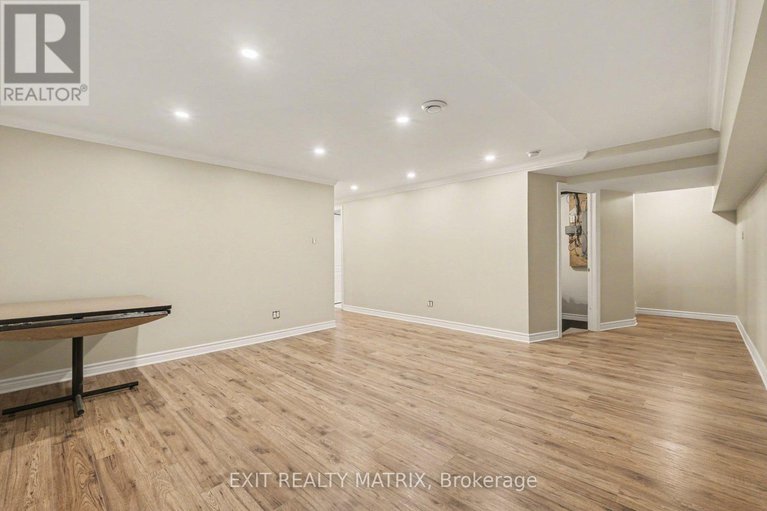 29383729/103-856-notre-dame-street/embrun/russell/ontario/K0A1W0_24