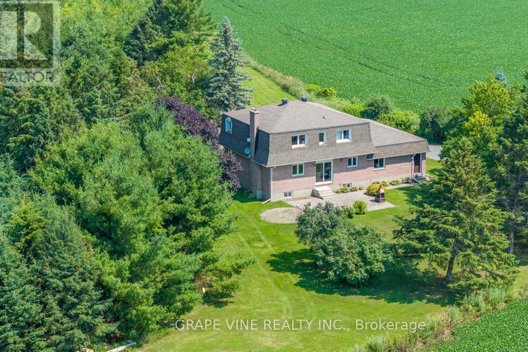 29249714/5073-rushmore-road/south-of-fallowfield-road/ottawa/ontario/K0A2Z0_37