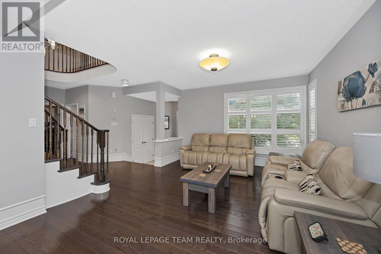 28607562/51-bridle-crest-court/bridlewood/ottawa/ontario/K2M0H5_7