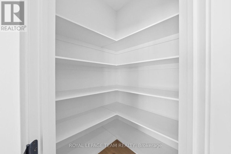 29368804/1020-moore-street/brockville/brockville/ontario/K6V0H2_14