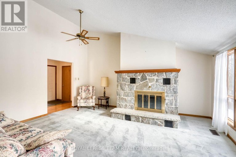 29456140/1814-old-perth-road/mississippi-mills-ramsay-twp/mississippi-mills/ontario/K0A1A0_12