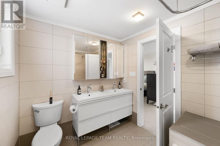 29565915/649-churchill-avenue-n/westborohampton-park/ottawa/ontario/K1Z5G2_21