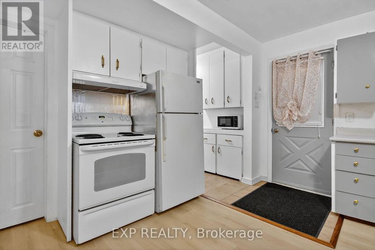 29093669/41-hwy-5-w-street/morrisburg/south-dundas/ontario/K0C1X0_9