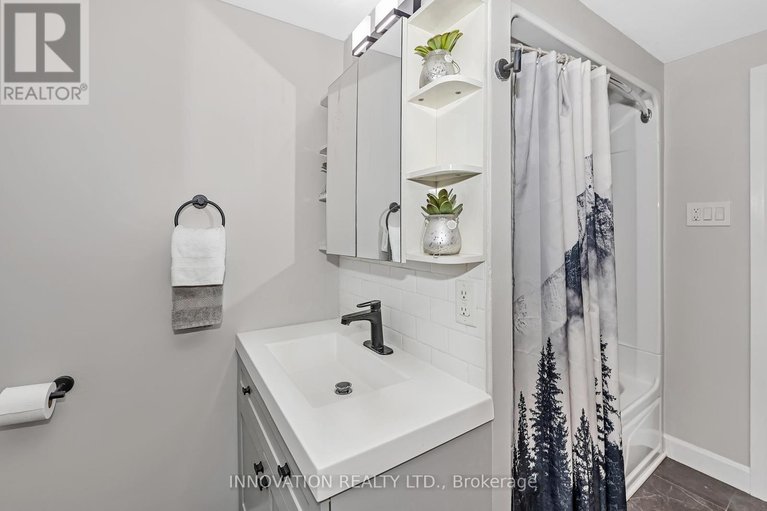 28991539/2716-margaret-street-w/north-dundas-mountain-twp/north-dundas/ontario/K0E1S0_16