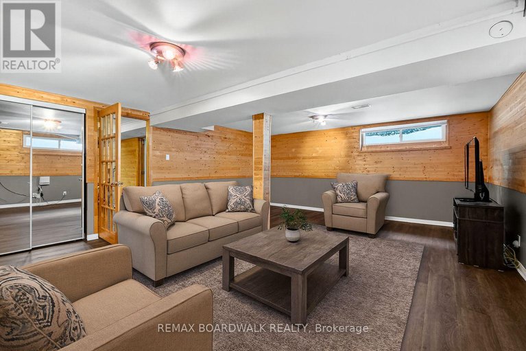 29402322/2462-tupper-avenue/hawthorne-meadows/ottawa/ontario/K1G1G7_39