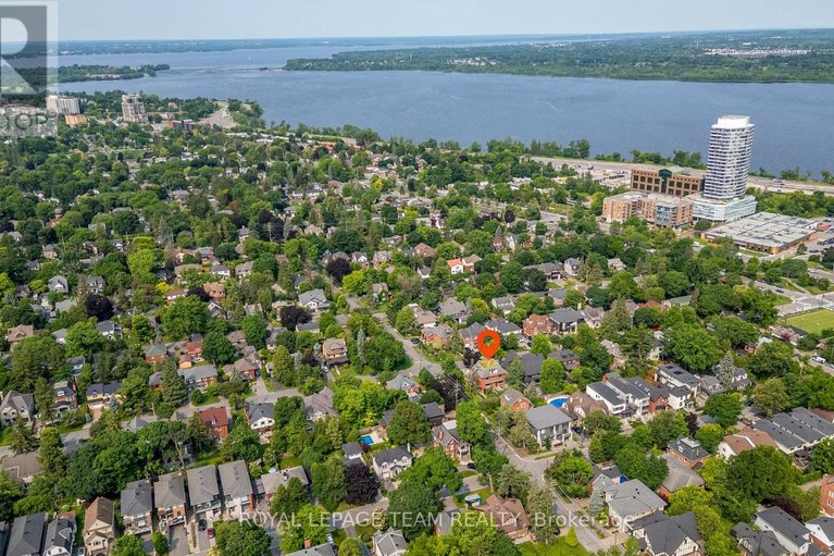 29616442/483-golden-avenue/mckellarhighland/ottawa/ontario/K2A2E4_48