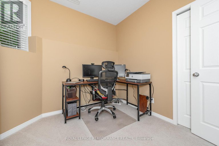 28511798/14-111-steele-park-private/cyrville/ottawa/ontario/K1J0J2_18