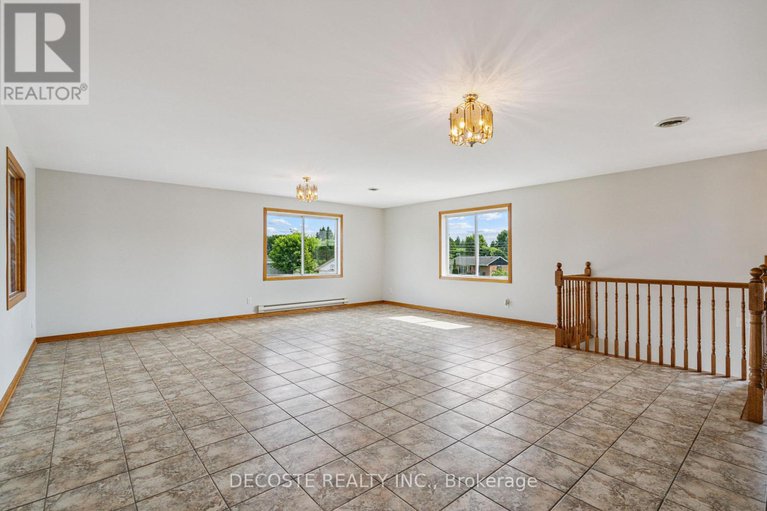 28605188/20397-park-crescent/south-glengarry-charlottenburgh-twp/south-glengarry/ontario/K0C1L0_8