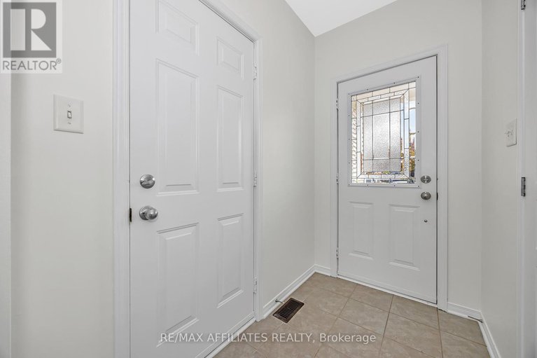 28998988/17-kirkstone-private-e/stonebridge/ottawa/ontario/K2J5E7_3