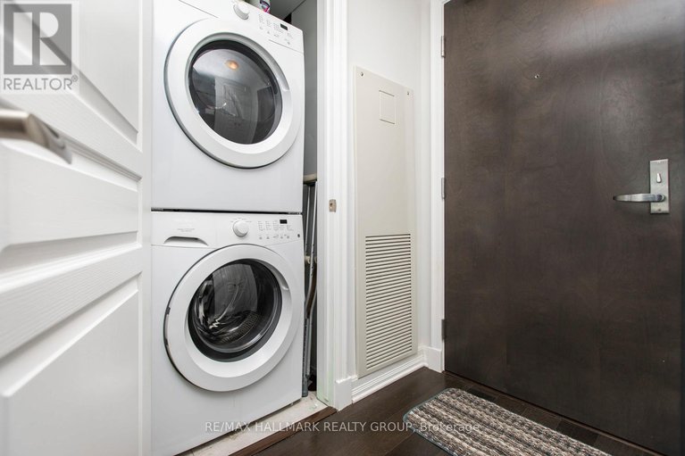 29527057/807-238-besserer-street/sandy-hill/ottawa/ontario/K1N6B1_26