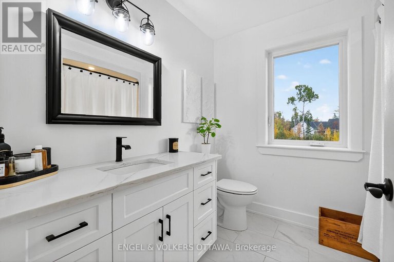 29060729/57-paul-a-bertrand-drive/mcnabbraeside-twps/mcnabbraeside/ontario/K7S3G8_41