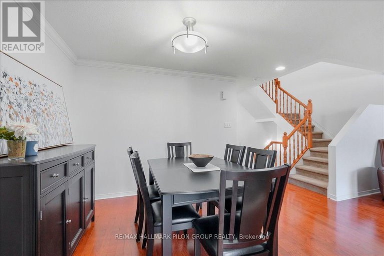 28990232/2135-assomption-street/avalon-east/ottawa/ontario/K4A4J9_4