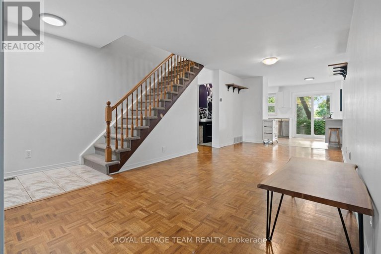 28889224/230-currell-avenue/westborohampton-park/ottawa/ontario/K1Z7J3_5
