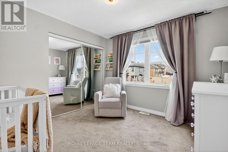 29455181/375-meadowbreeze-drive/emerald-meadowstrailwest/ottawa/ontario/K2M0K3_32