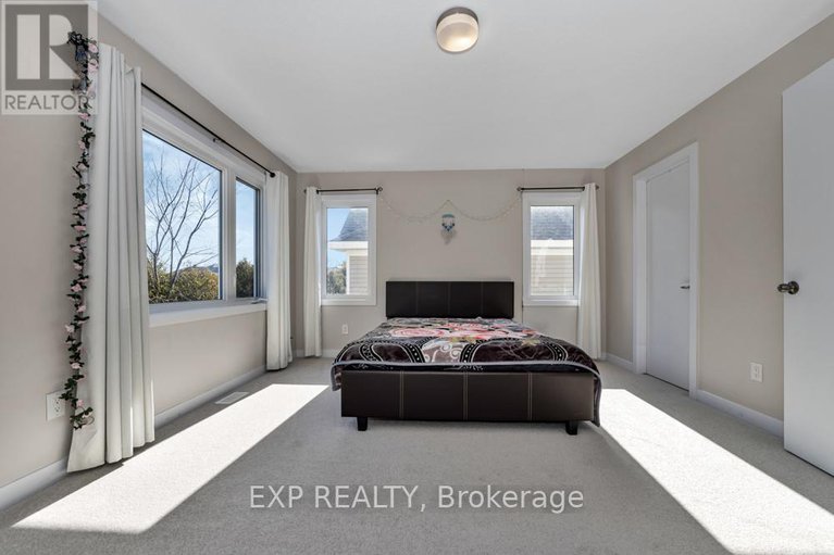 29363972/279-falsetto-street/mer-bleuebradley-estatesanderson-park/ottawa/ontario/K1W0S4_22