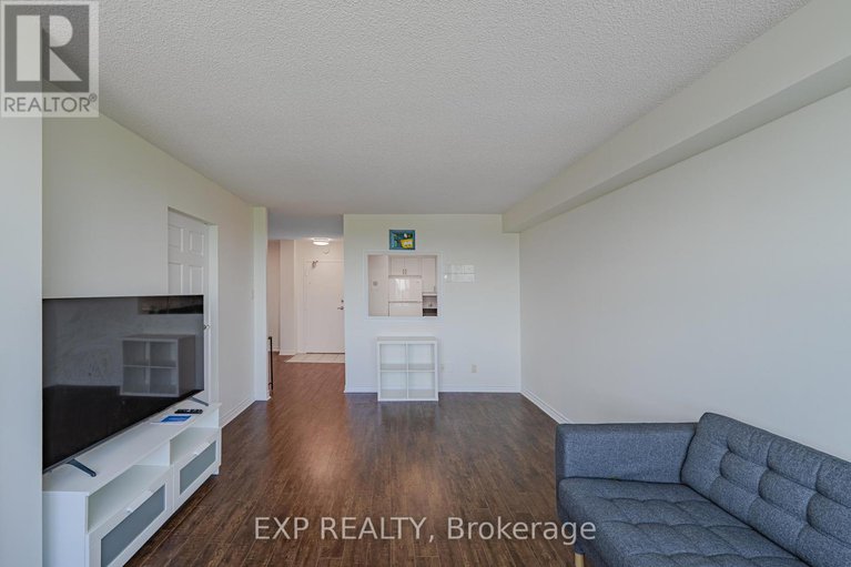 29241569/1111-555-brittany-drive/viscount-alexander-park/ottawa/ontario/K1K4C5_14