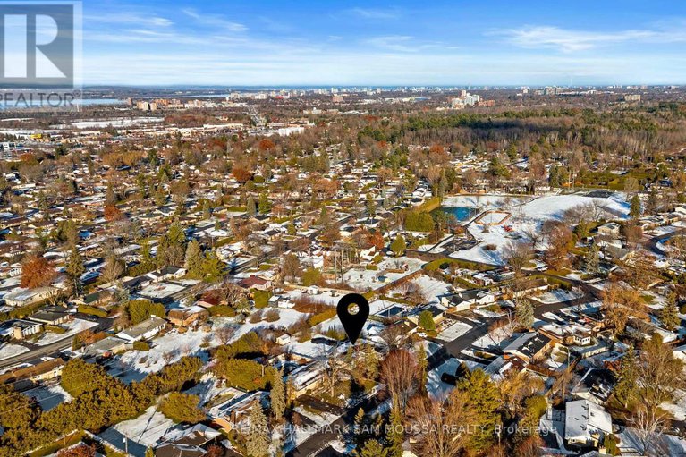 29138832/9-quinpool-crescent/arbeatha-park/ottawa/ontario/K2H6H9_50