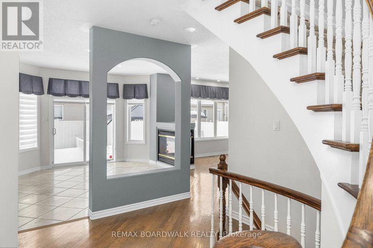 29430897/2128-rexton-street/avalon-east/ottawa/ontario/K4A4K7_13