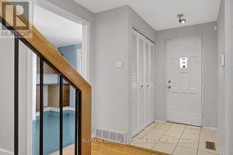 29636036/38-beaver-ridge/city-viewskylinefisher-heightsparkwood-hills/ottawa/ontario/K2E6C7_10