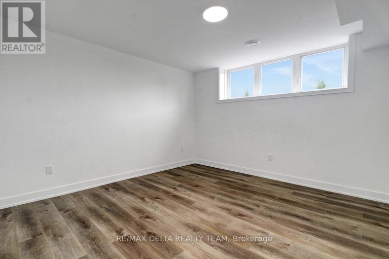 28790406/10-vicky-court/clarencerockland-twp/clarence-rockland/ontario/K0A2A0_33