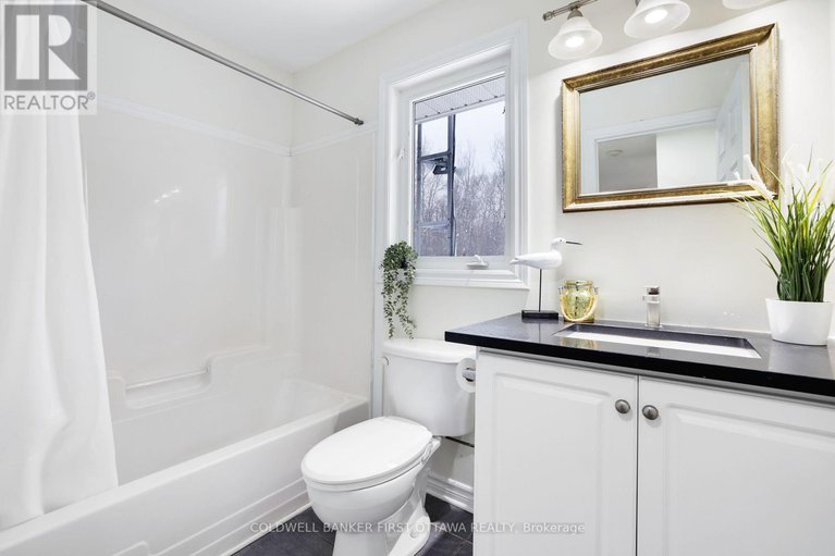 29253017/11-rideau-crossing-crescent/north-grenville-twp-kemptville-east/north-grenville/ontario/K0G1K0_22