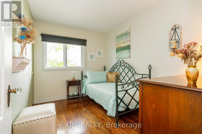 28844874/1828-lorraine-avenue/urbandale-acres/ottawa/ontario/K1H6Z8_21
