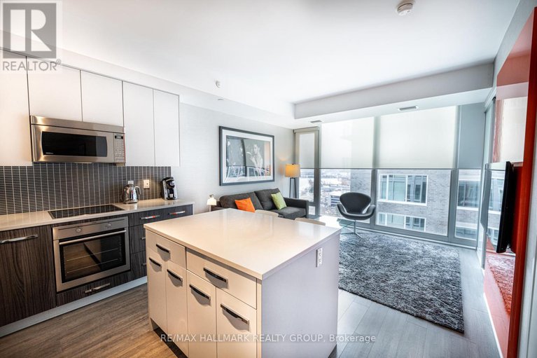 28565765/1911-111-champagne-avenue/west-centre-town/ottawa/ontario/K1S5V3_5