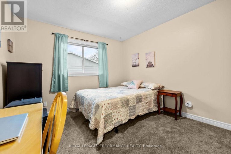 29594623/1782-radway-terrace/chateauneuf/ottawa/ontario/K1C5K2_23