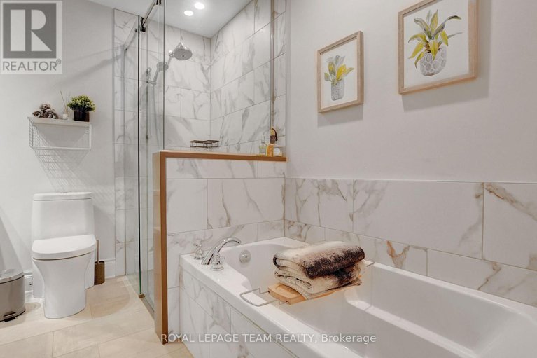 28932482/102-400-mcleod-street/ottawa-centre/ottawa/ontario/K2P1A6_13