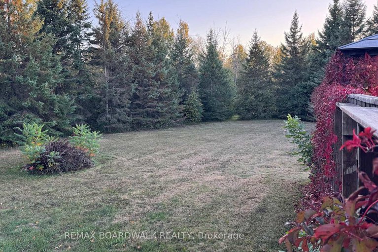 29371555/3042-dangerfield-road-e/north-grenville-twp-kemptville-south/north-grenville/ontario/K0G1J0_39