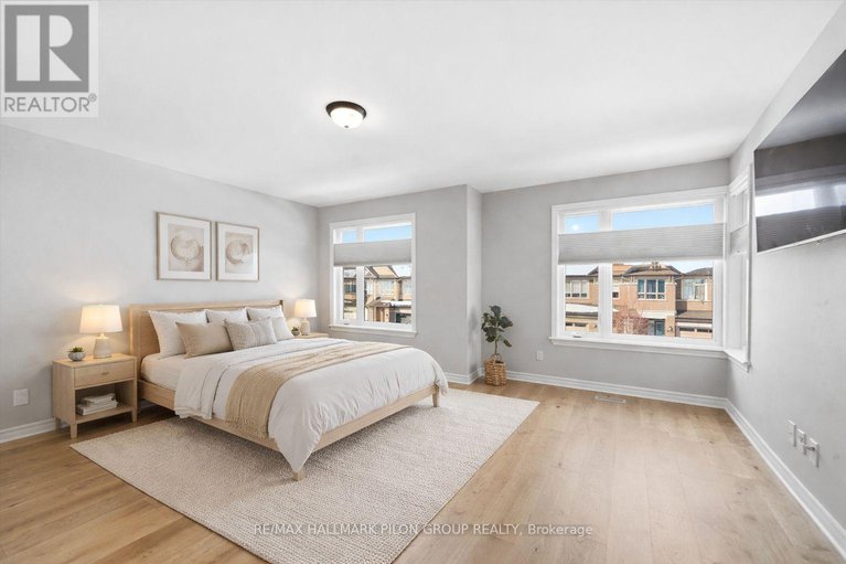 29397813/274-shinleaf-crescent/mer-bleuebradley-estatesanderson-park/ottawa/ontario/K1W0J2_15