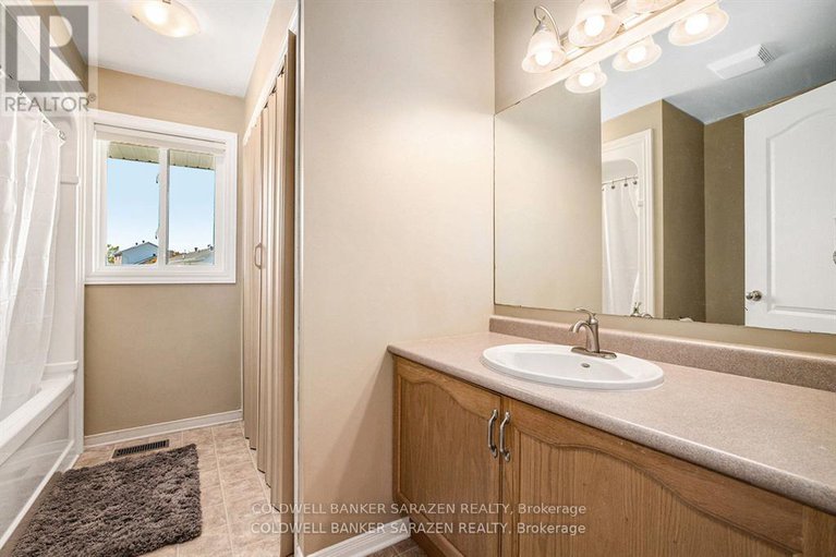 29293895/129-riley-crescent/mcnabbraeside-twps/mcnabbraeside/ontario/K7S0E9_16