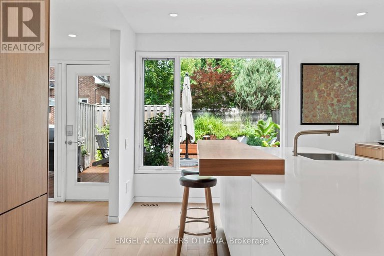 28844449/5-clemow-avenue/glebe/ottawa/ontario/K1S2A9_19