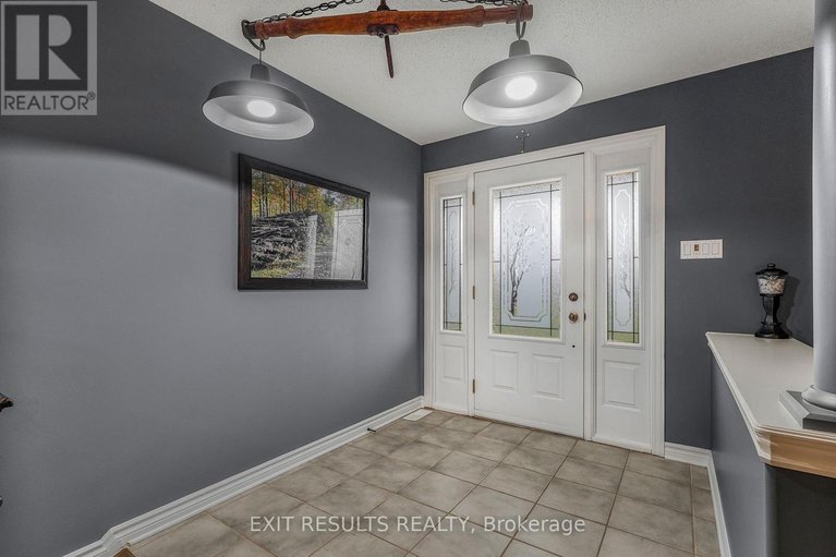 29625527/638-st-thomas-road/russell-twp/russell/ontario/K0A1W0_5