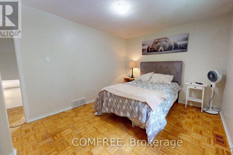 28707521/791-gadwell-court/chatelaine-village/ottawa/ontario/K1E2L1_24