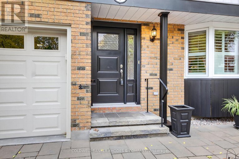 29032585/8-confederation-private/mooneys-bayriverside-park/ottawa/ontario/K1V9W6_3