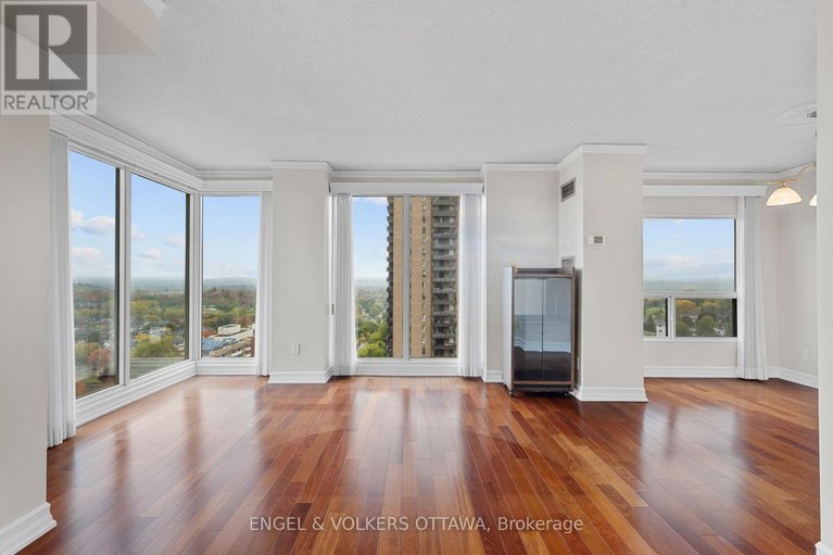 28971106/1604-545-st-laurent-boulevard/viscount-alexander-park/ottawa/ontario/K1K4H9_11