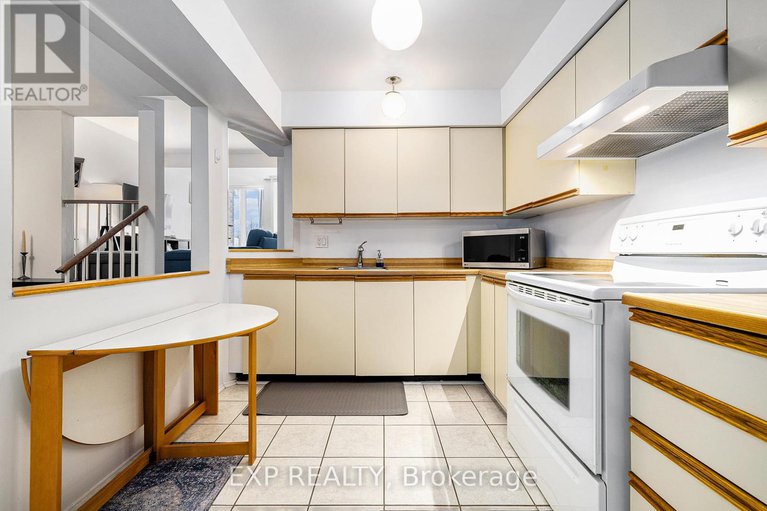 28423054/b-207-woodfield-drive/tanglewood/ottawa/ontario/K2G4P2_17