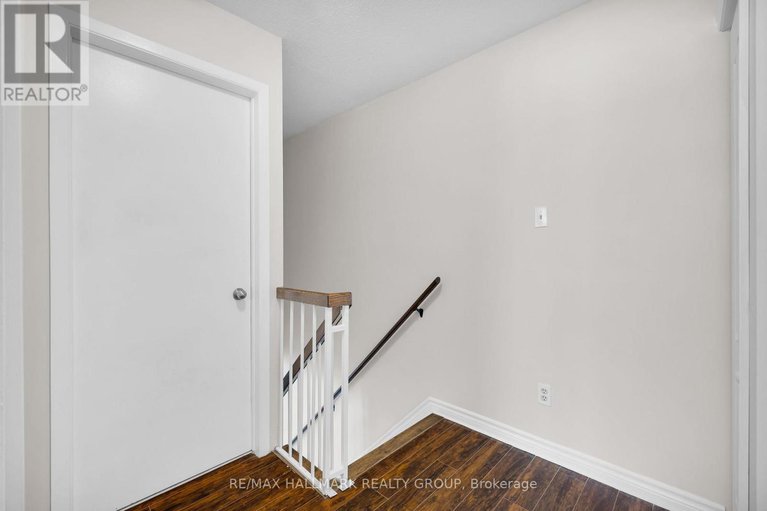 29371944/f-3070-councillors-way/blossom-parkleitrim/ottawa/ontario/K1T2S6_27