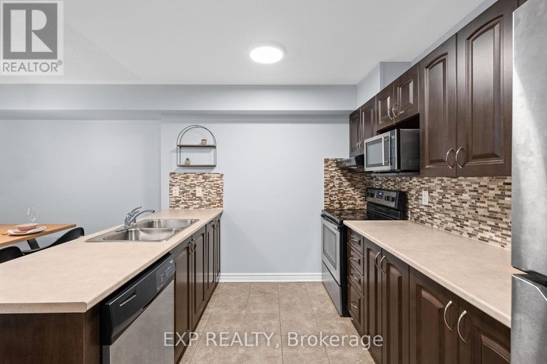 28826800/114-a-lindenshade-drive/strandherd/ottawa/ontario/K2J5R5_17