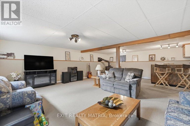 29023600/39-george-street/village-of-russell/russell/ontario/K4R1C2_21