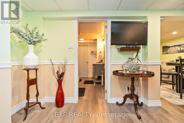 28303908/322-galloway-drive/bilberry-creekqueenswood-heights/ottawa/ontario/K1E1W3_23