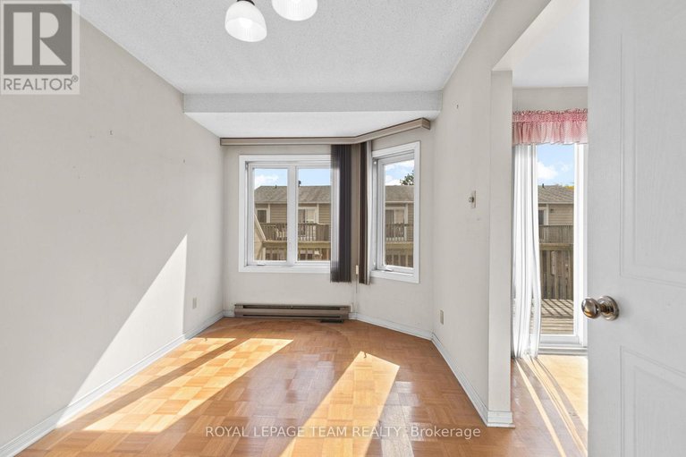 28975665/14-1149-chimney-hill-way/beacon-hill-south/ottawa/ontario/K1J8Z9_13