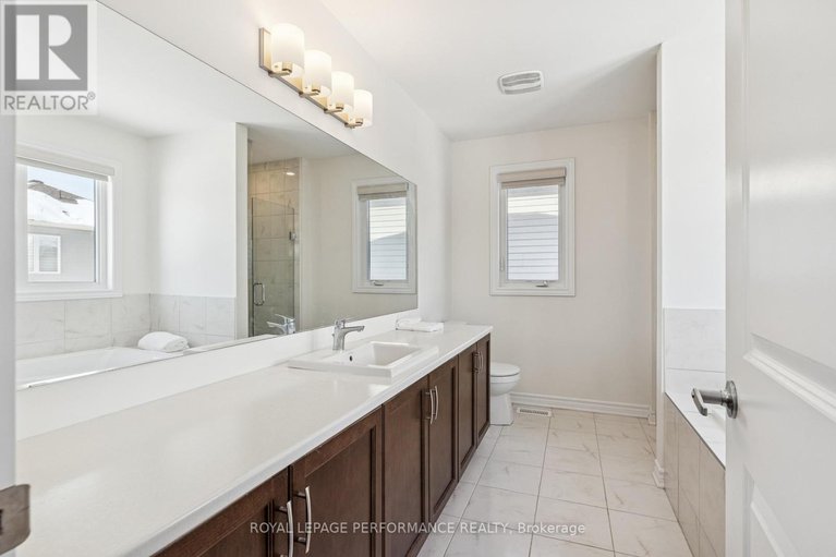 29354772/845-snap-hook-crescent/half-moon-bay/ottawa/ontario/K2J6V7_36