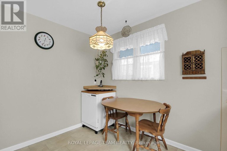 28858773/962-dynes-road/carleton-square/ottawa/ontario/K2C0G8_11