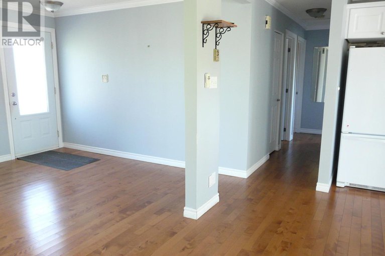28795359/1225-campeau-crescent/town-of-rockland/clarence-rockland/ontario/K4K1B6_7