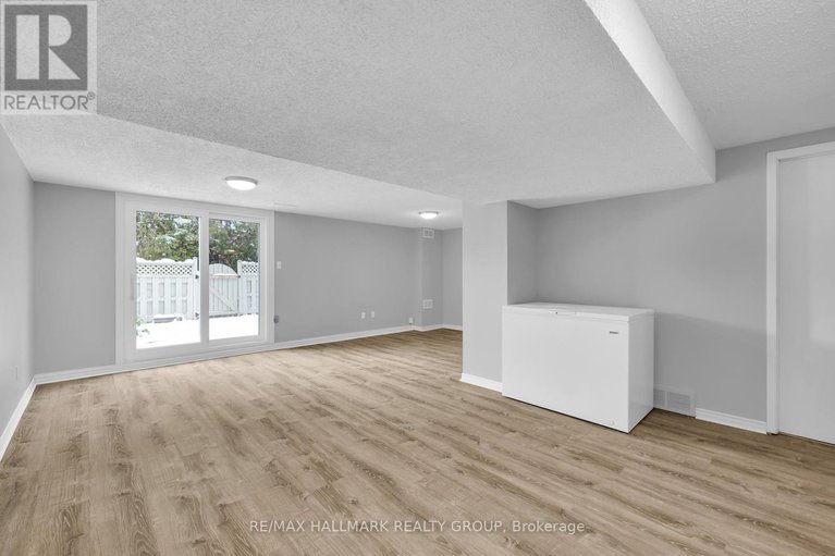 29103491/68-3205-uplands-drive/hunt-club-woods/ottawa/ontario/K1V9T4_43